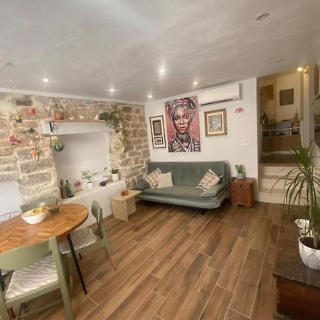 Apartman Oleandar Kaštela エクステリア 写真