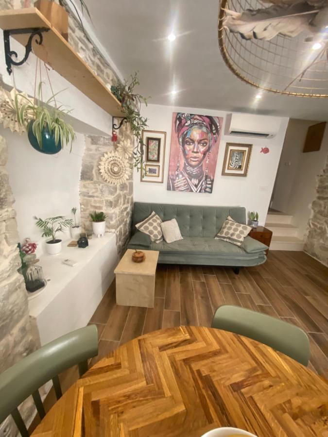 Apartman Oleandar Kaštela エクステリア 写真