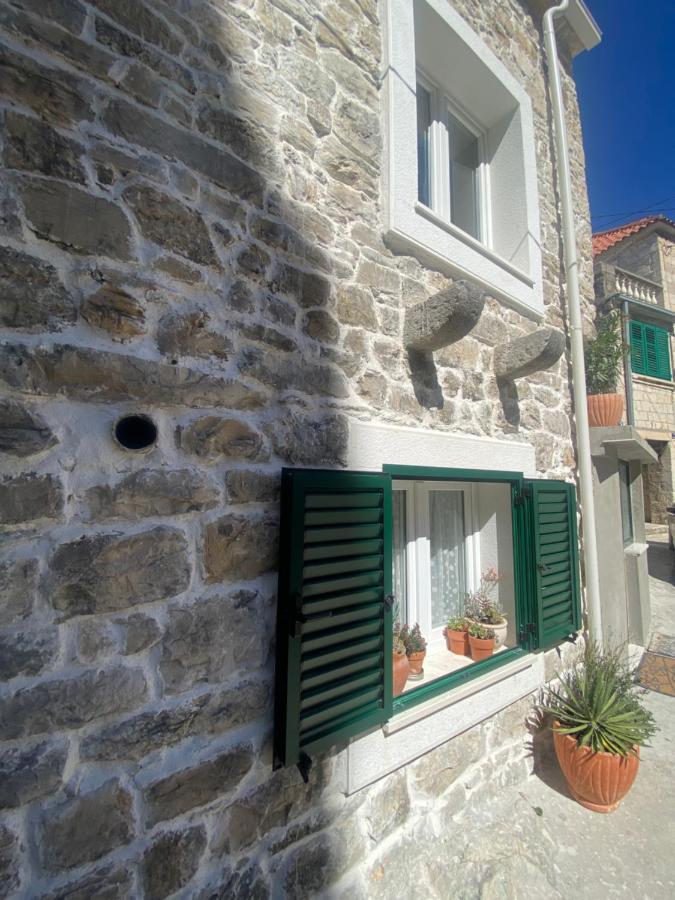 Apartman Oleandar Kaštela エクステリア 写真