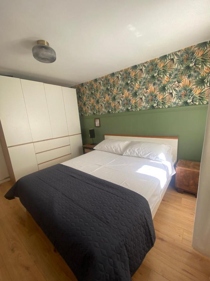 Apartman Oleandar Kaštela エクステリア 写真