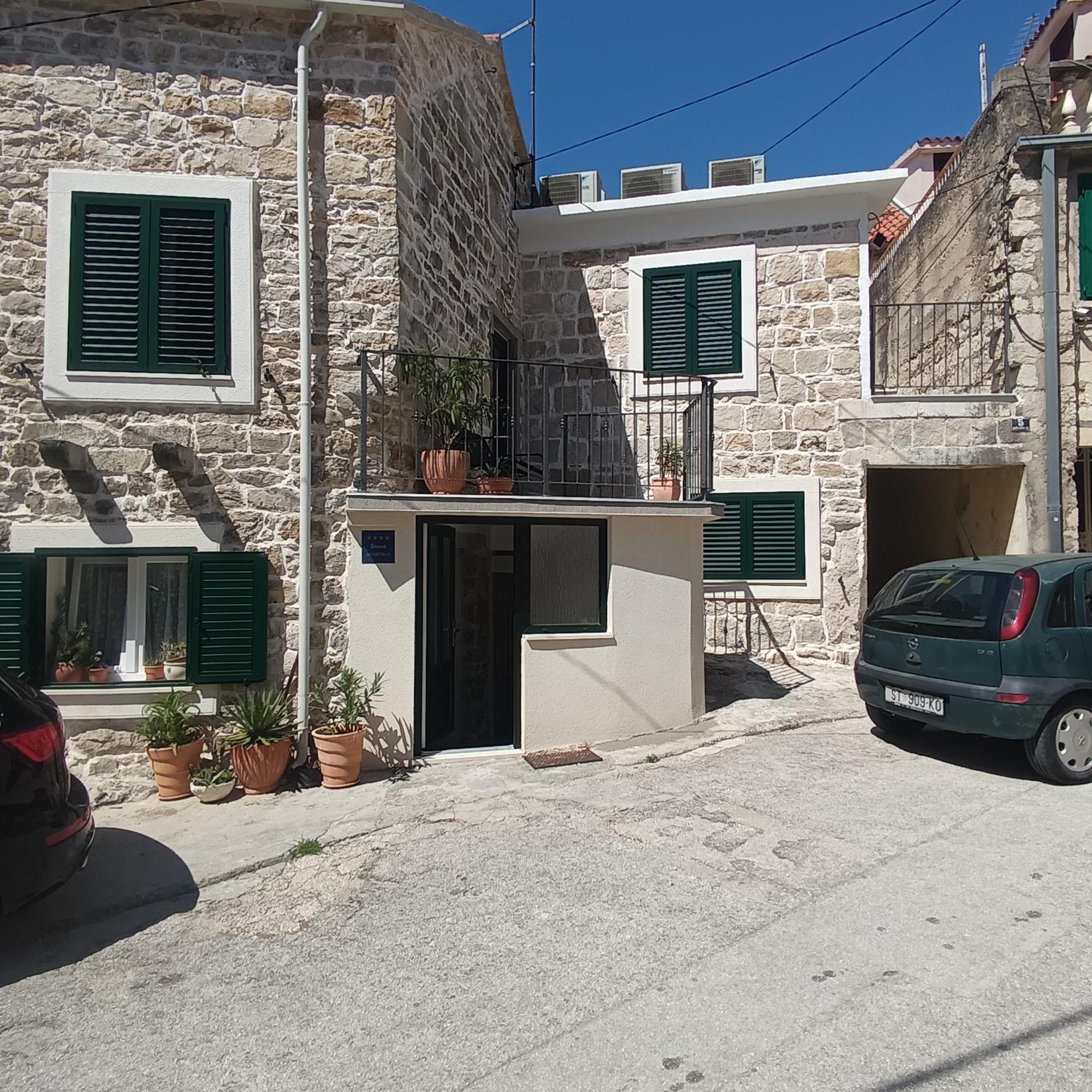 Apartman Oleandar Kaštela エクステリア 写真