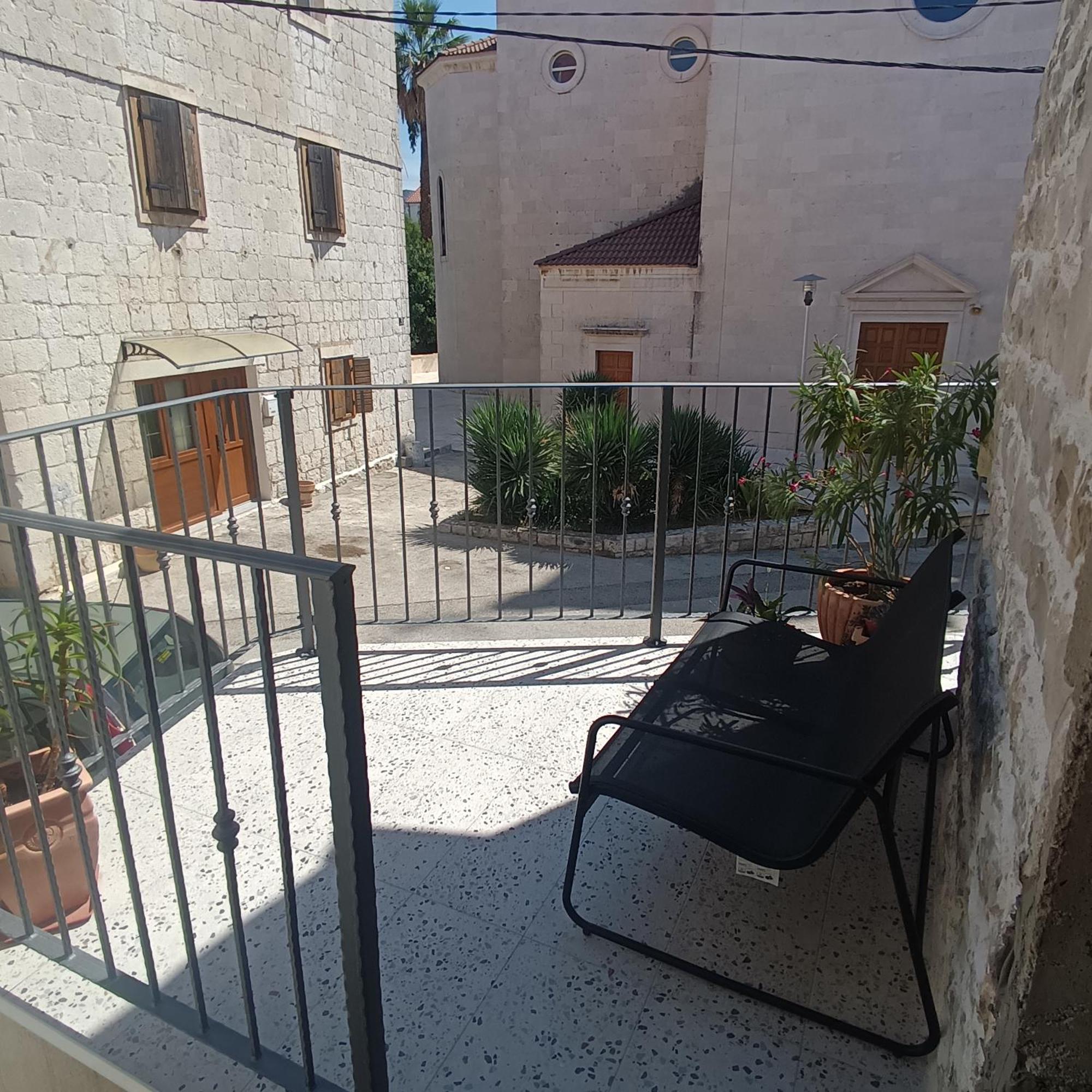 Apartman Oleandar Kaštela エクステリア 写真